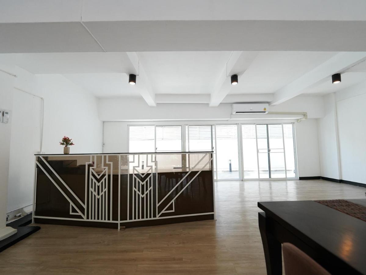 בנגקוק Roomquest It Square Don Mueang Airport מראה חיצוני תמונה