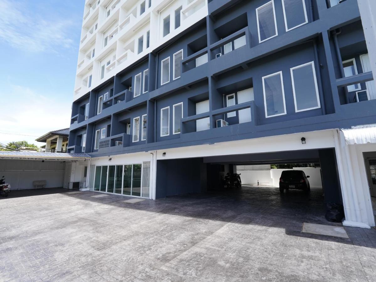 בנגקוק Roomquest It Square Don Mueang Airport מראה חיצוני תמונה
